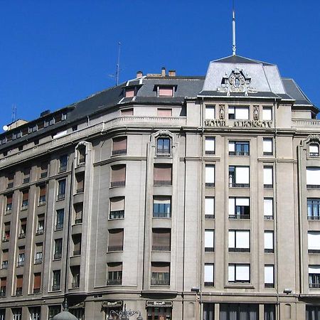 Отель Occidental Leon Alfonso V Экстерьер фото